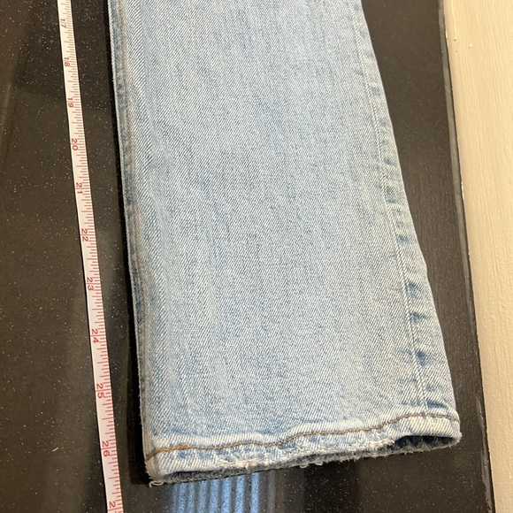 Aritzia Denim Forum The Arlo High Rise Straight 28L | Size 25 Light Wash - Picture 15 of 15